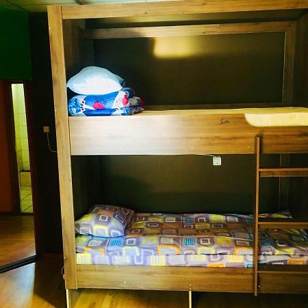 אלמטי Apelsin Hostel מראה חיצוני תמונה