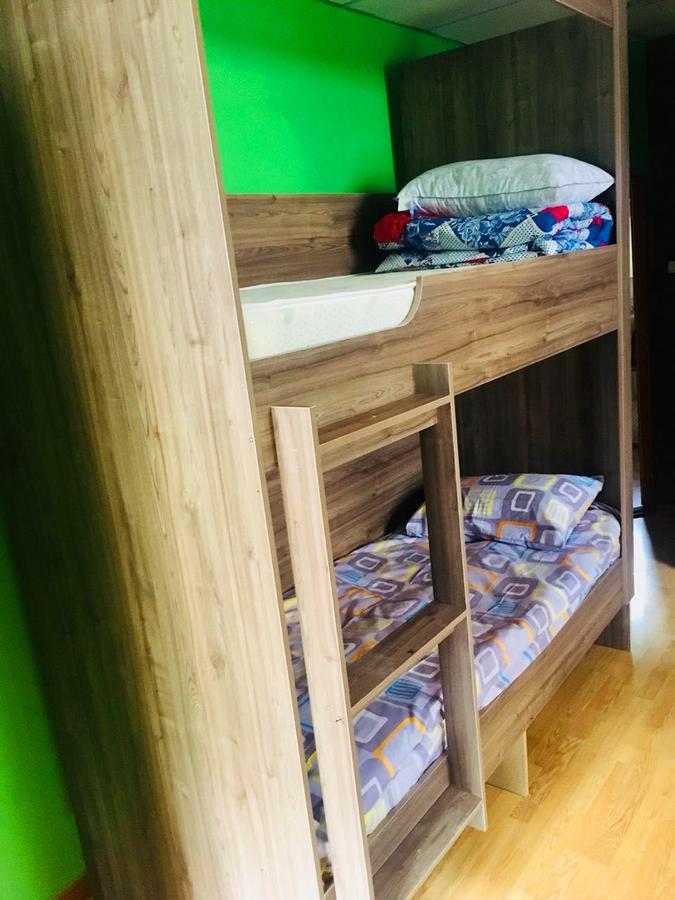 אלמטי Apelsin Hostel מראה חיצוני תמונה